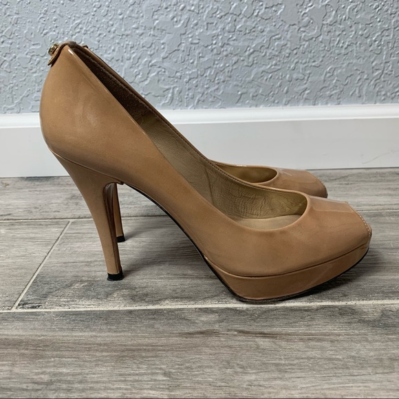 Stuart Weitzman nude peep toe heels size 8.5 - Picture 3 of 11